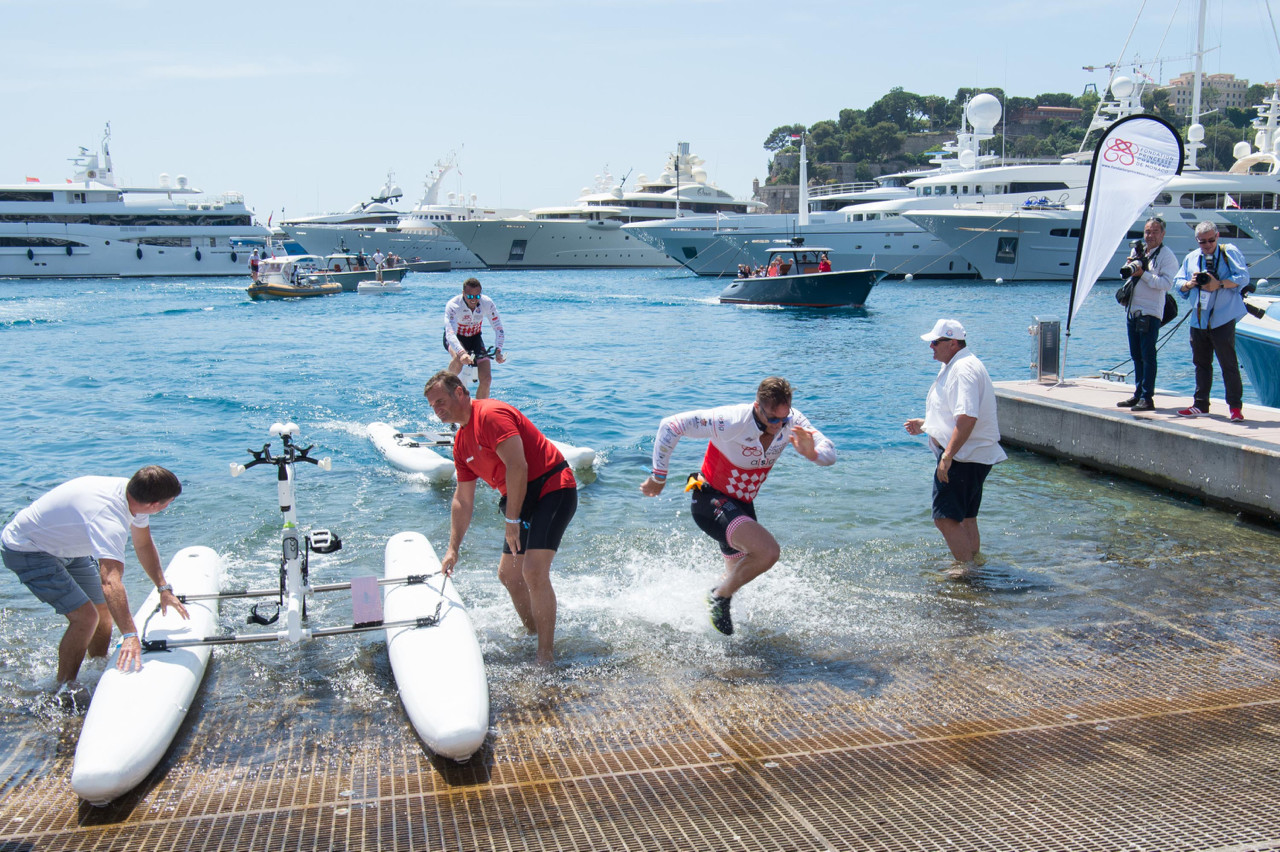 A fine finish for Fondation François-Xavier Mora, seconds ahead of Dan Luger and Team Monaco Police. Photo: Eric Mathon/Palais Princier